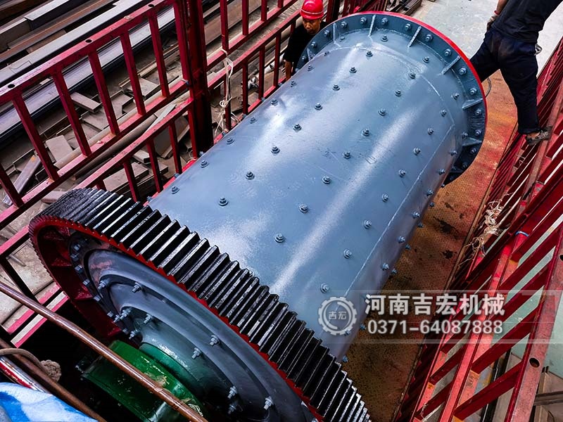 小型金属矿破碎球磨机工作原理及性能优势简介